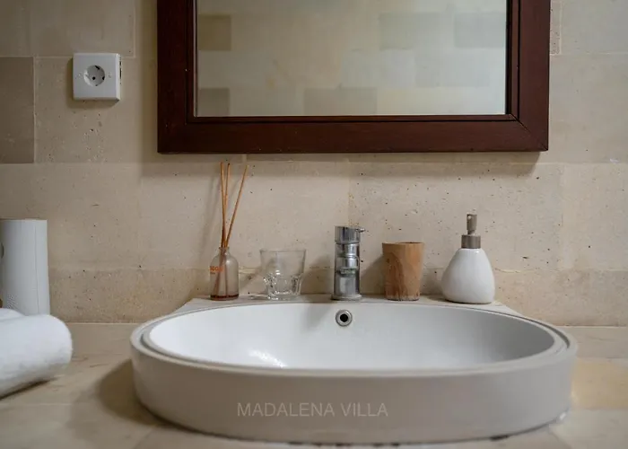 Madalena *